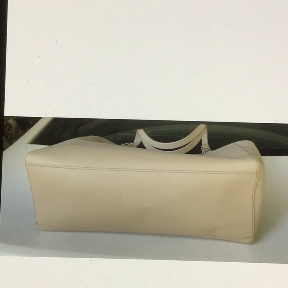 Tote - Picture 4 of 5